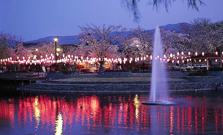 吉野川市さくらまつり