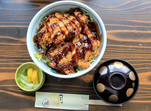 かみカツ丼 | 徳島県観光情報サイト阿波ナビ